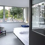 Sweets - Hortusbrug *